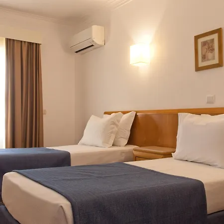 Turim Estrela Do Vau 公寓式酒店 4*