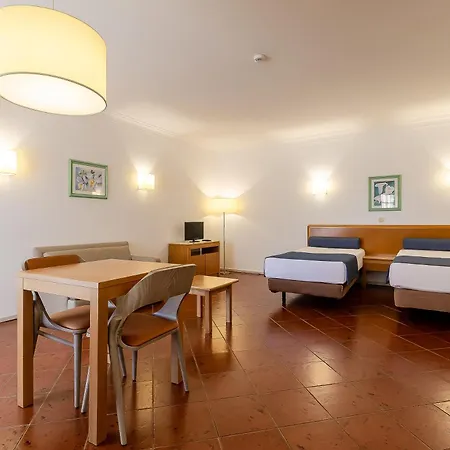 Ξενοδοχείο με διαμερίσματα Turim Estrela Do Vau