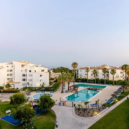 Turim Estrela Do Vau 公寓式酒店 4*